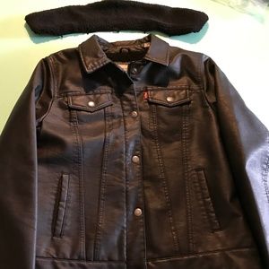 Levi's faux sherpa trucker jacket M